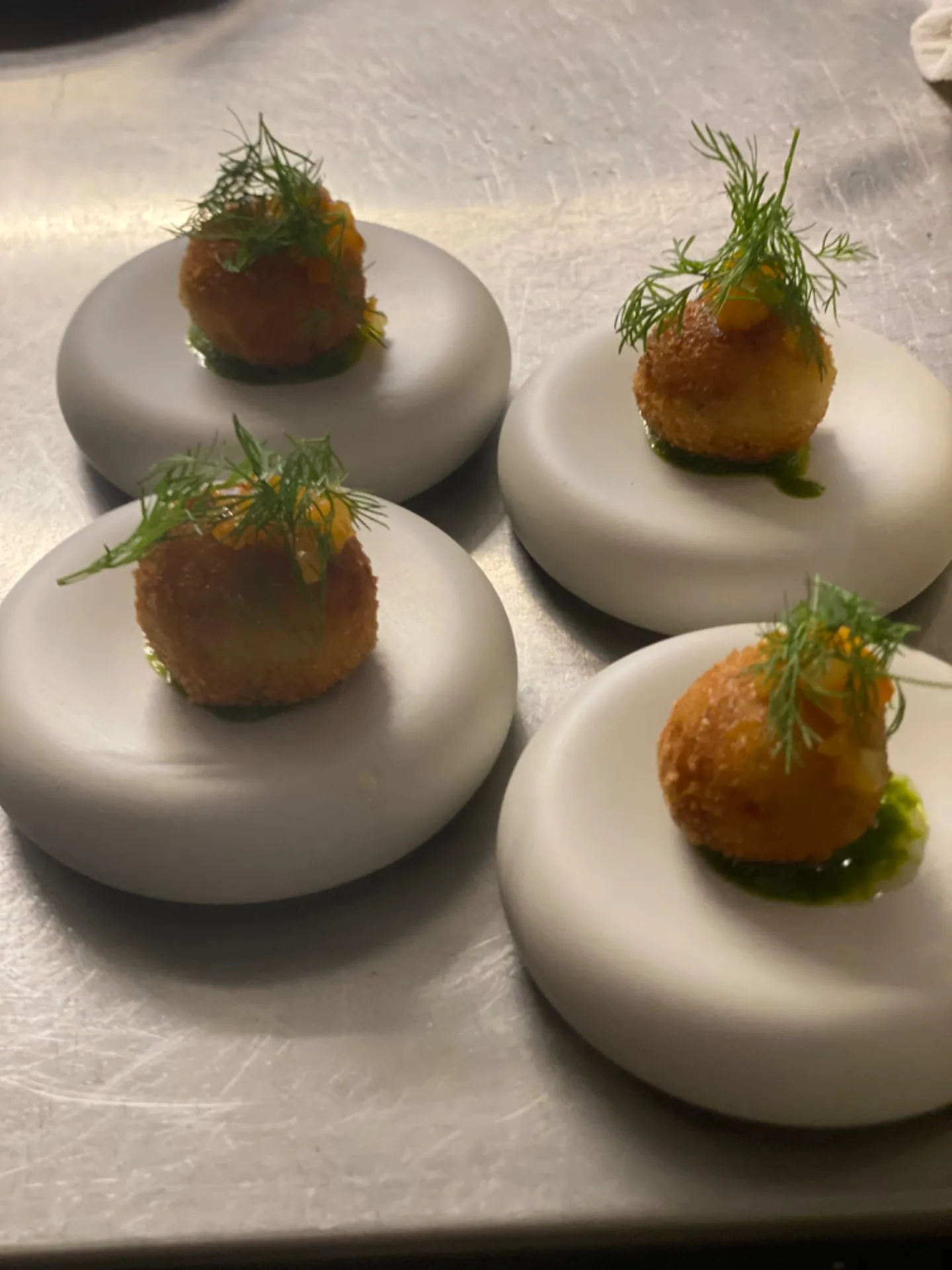 燻製にしたお魚とじゃがいものコロッケ